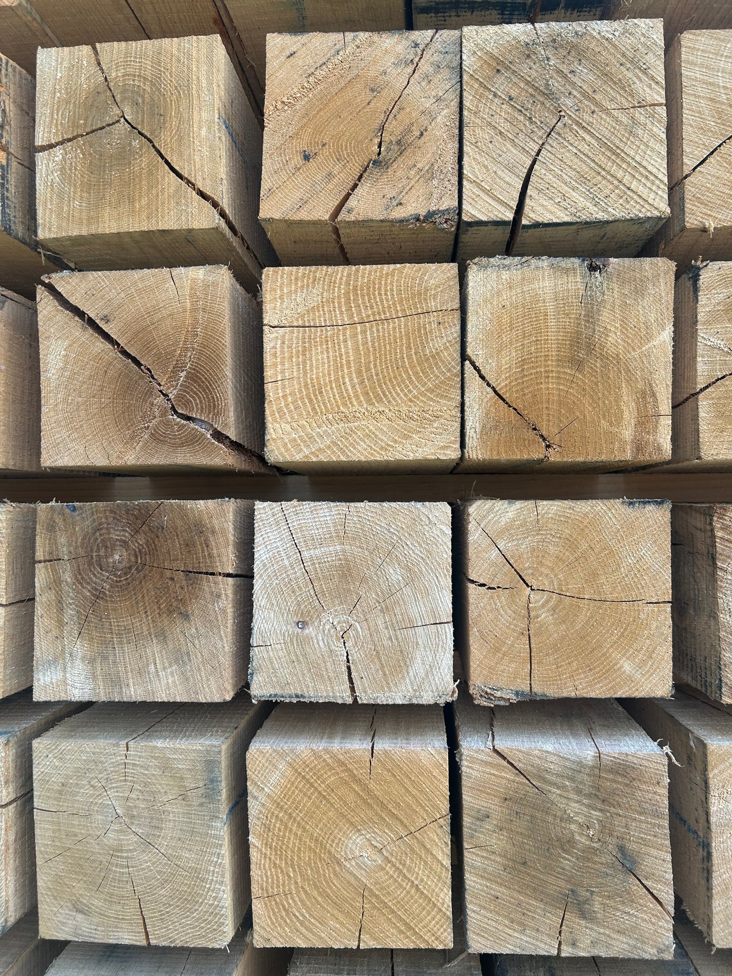 125mmx125mm Eichen Kanthölzer